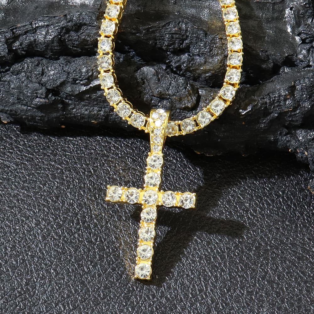 Hip-hop diamond-encrusted cross pendant necklace Cuban chain necklace full of diamond single-row Diamond Tennis chain trendy jew