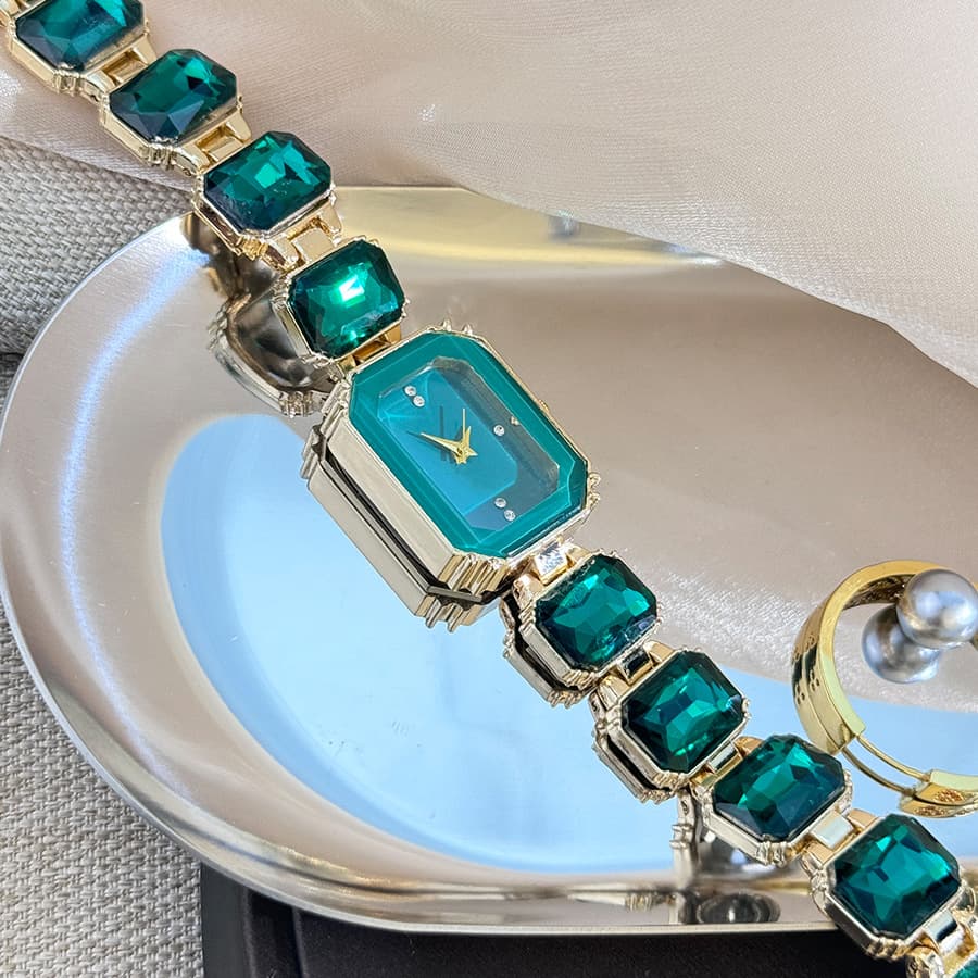 Cube Big Gemstone Colored Emerald Niche Premium Luxury Fashion Bracelet Watch Women's Watch Work Daily Birthday Anniversary Valentine's Day Gift