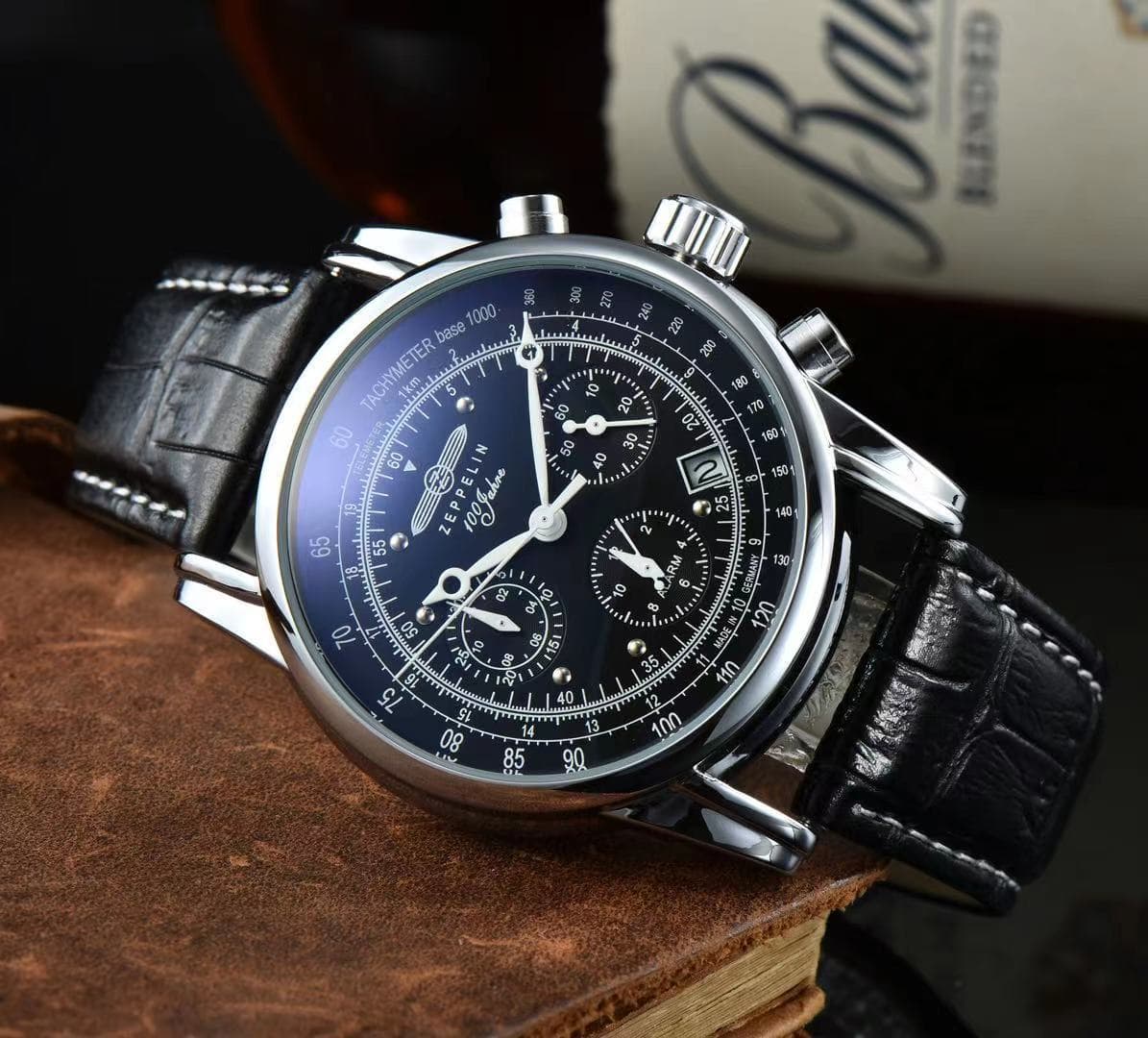 New Light Luxury Men's Belt Casual Quartz Watch