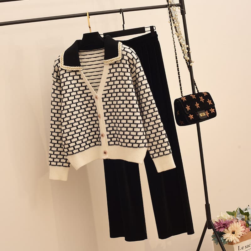 Women's Fashionable And Age-reducing Knitted Two-piece Suit Small Fragrant Wide-leg Pants