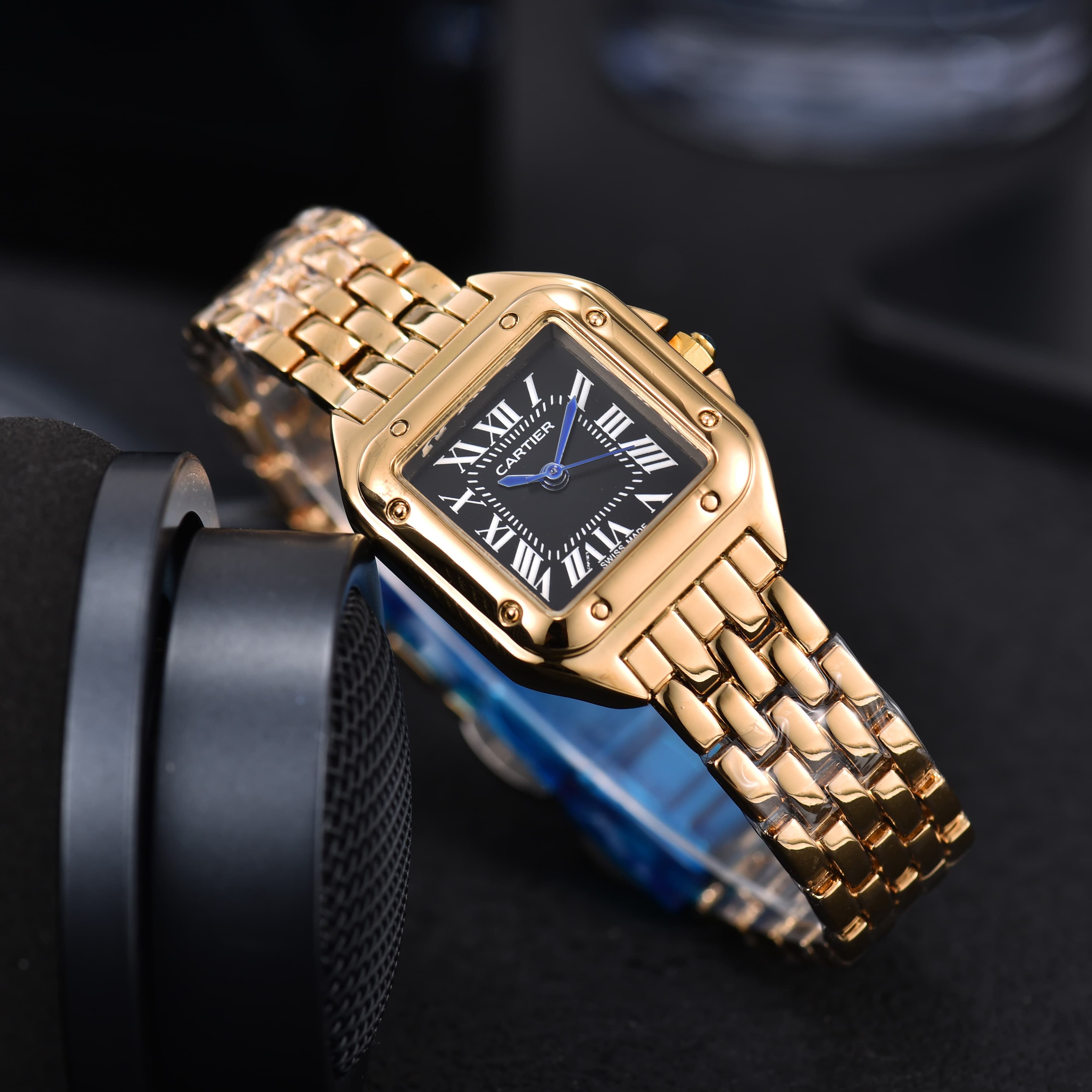 Montre à quartz classique pour femme, modèle carré classique très populaire