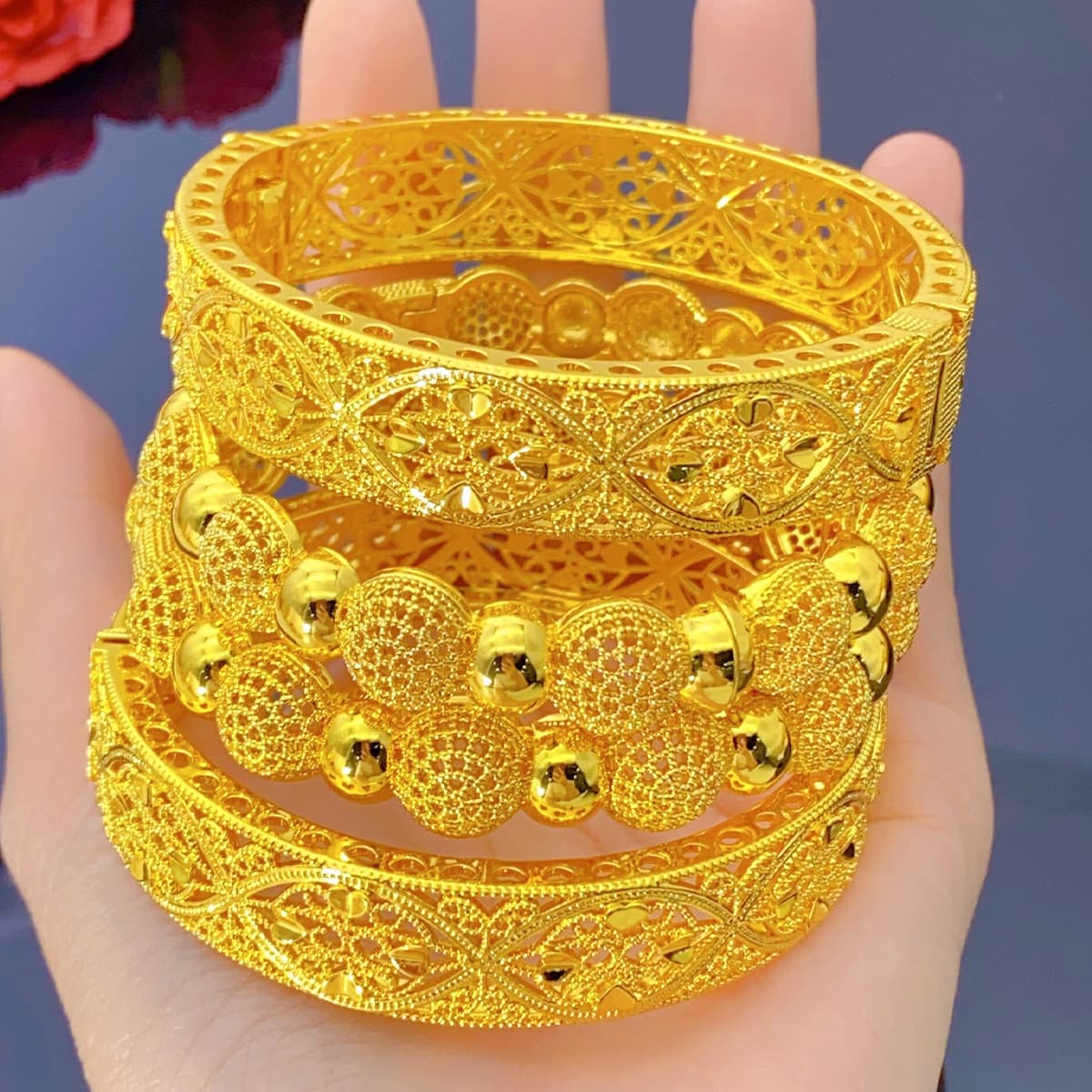 Dubai gold non-fading buckle women's bracelet Vietnamese sand gold bride wedding hollow bracelet jewelry Aini