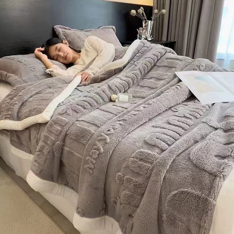 Thick Warm Tuft Milky Flannel Office Nap Blanket