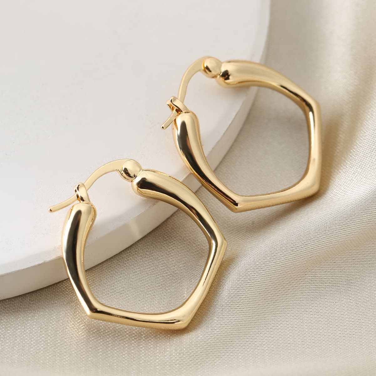 Earrings Simple Irregular Curve Ear Clip Light Luxury High End Ear Ring Polygon Earring Earrings