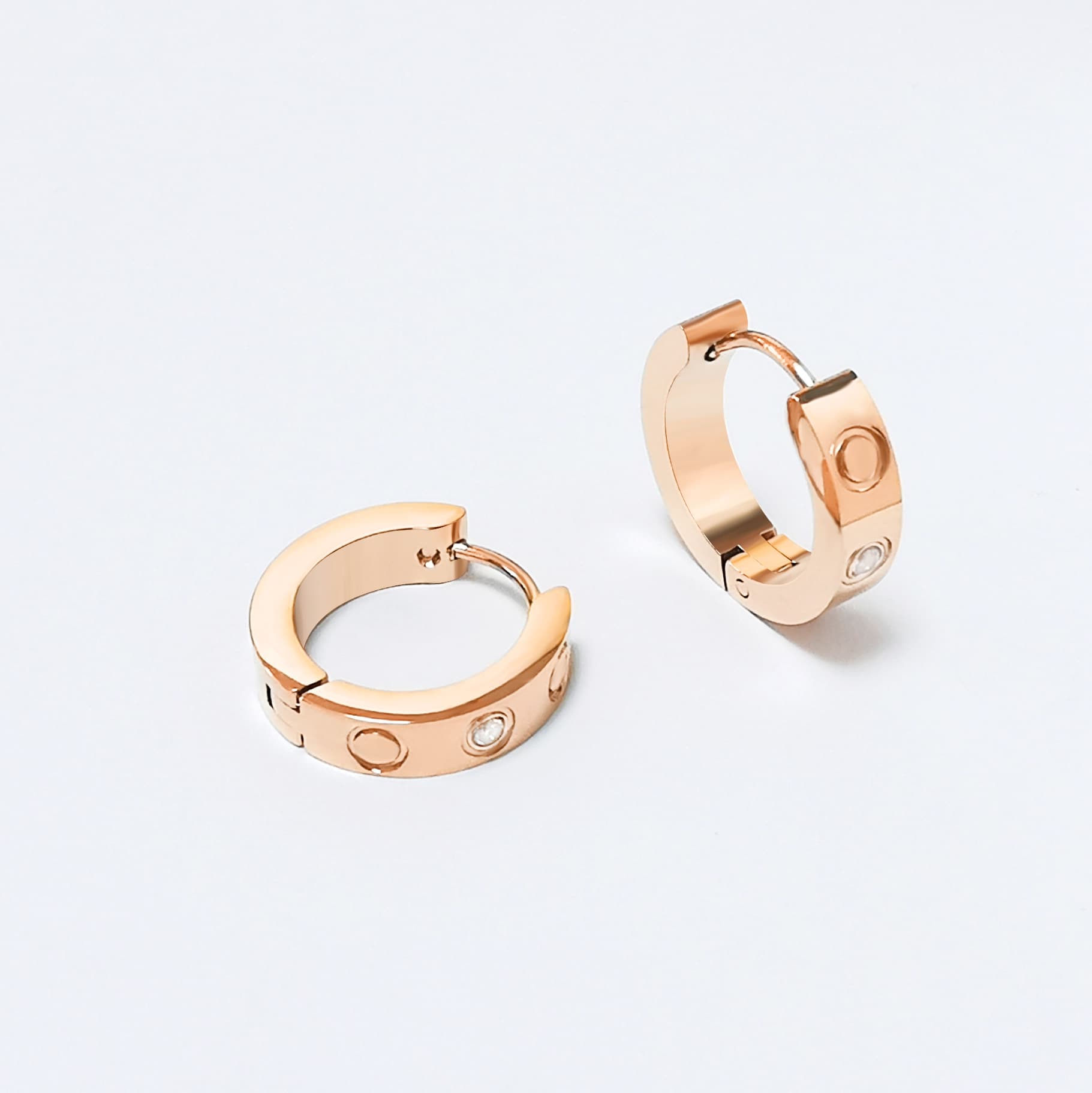 Classic LOVE Style C Shaped Gold Earrings Female