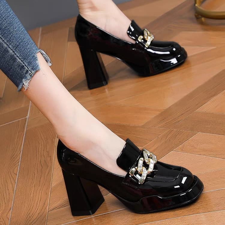 Women’s Shoes British Style Round Toe Leather Shoes For Women Patent Leather Thick Heels Deep Mouth Single Shoes Trend With Metal Buckle High Heels