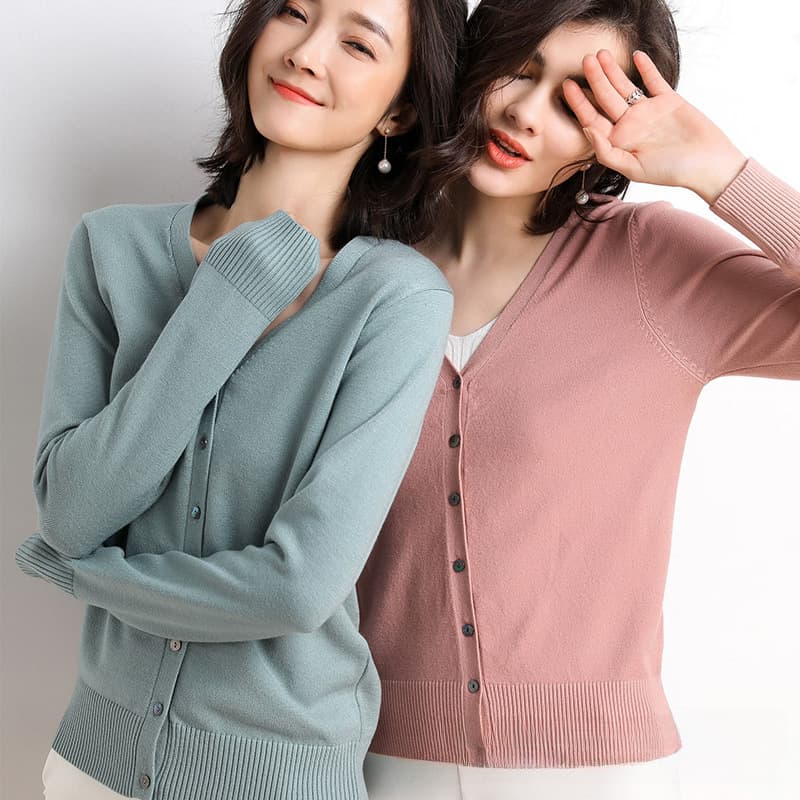 2024 Spring And Autumn New Women's Korean Style Top Women's Solid Color Fashionable V-Neck High-end Sweater Cardigan Short
