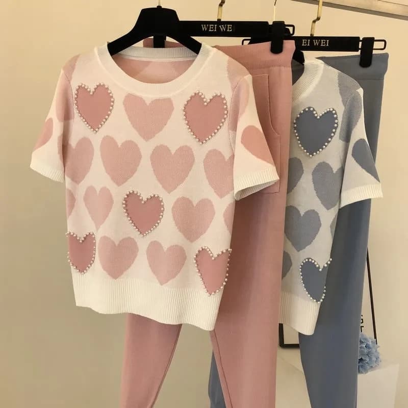 Casual Fashion Suit For Women; High-rise, Stylish, With Heart-shaped Beads; Short-sleeved Top And Pants Set