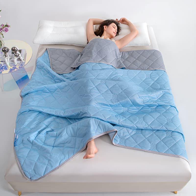 Washable Lightweight Summer Cooling Quilt For Hot Sleepers Night Sweats, Double-Sided Cool Touch Soft Breathable Comforters
