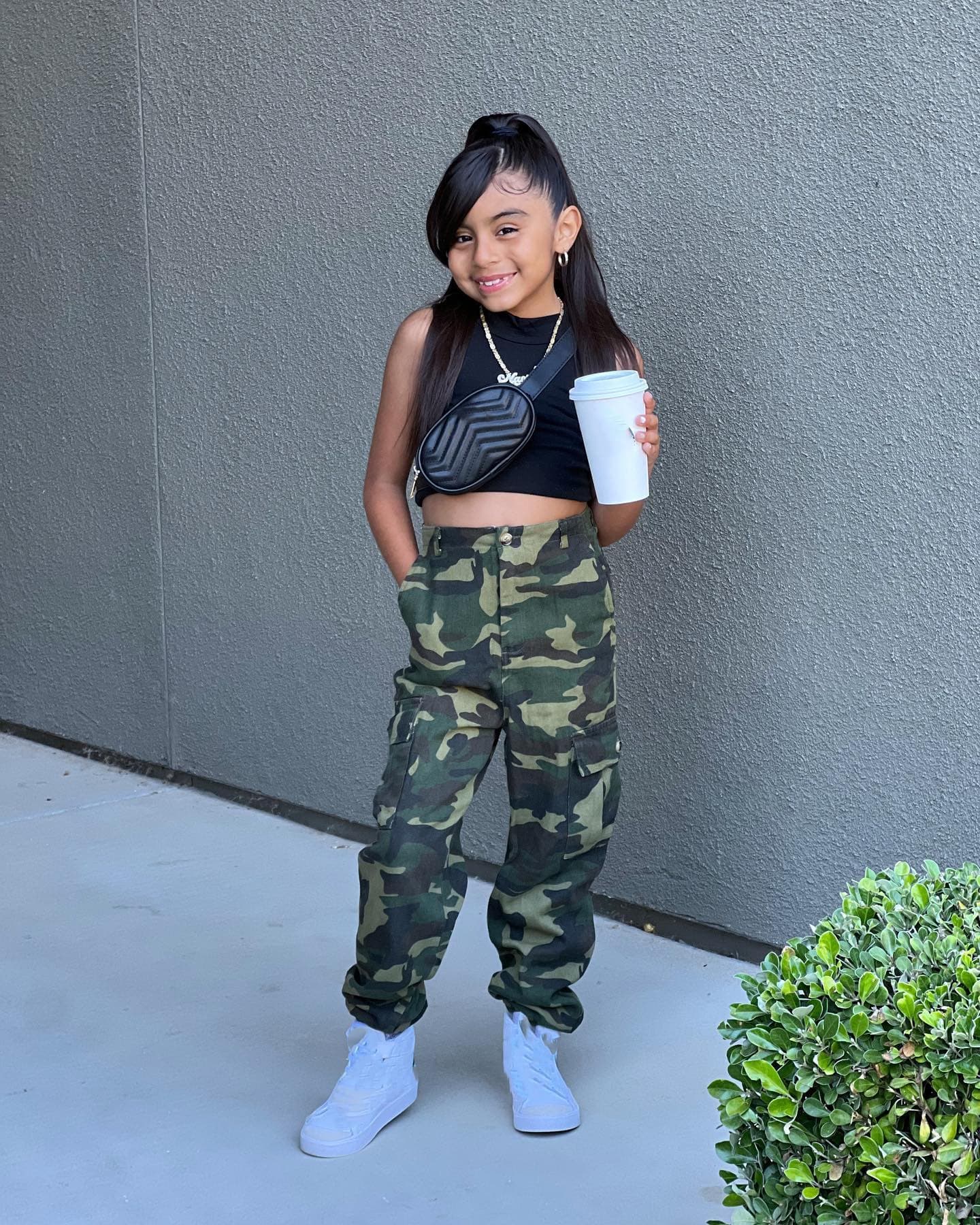Mother & Kids European and American cross-border fashion suit trendy vest + camouflage hip-hop overalls two-piece set trendy girls YM118