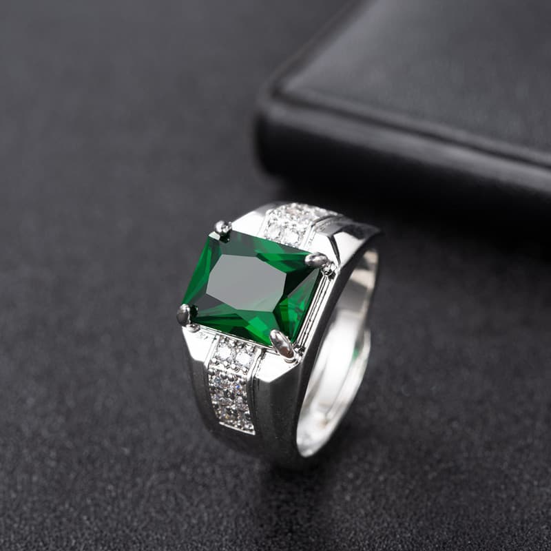 Wish Cross-Border Emerald Zircon Men's European And American Sapphire Inlaid Diamond Green Crystal Ring Wholesale