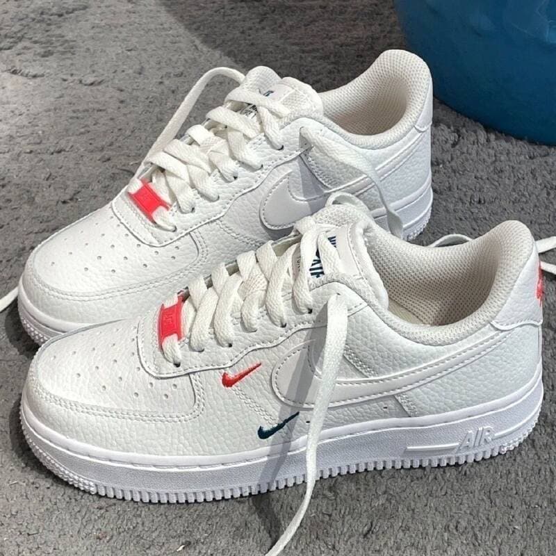 Baskets basses Nike AF1 Air Force One Starry noires et blanches, unisexes, tendance été, chaussures de sport décontractées et polyvalentes pour c