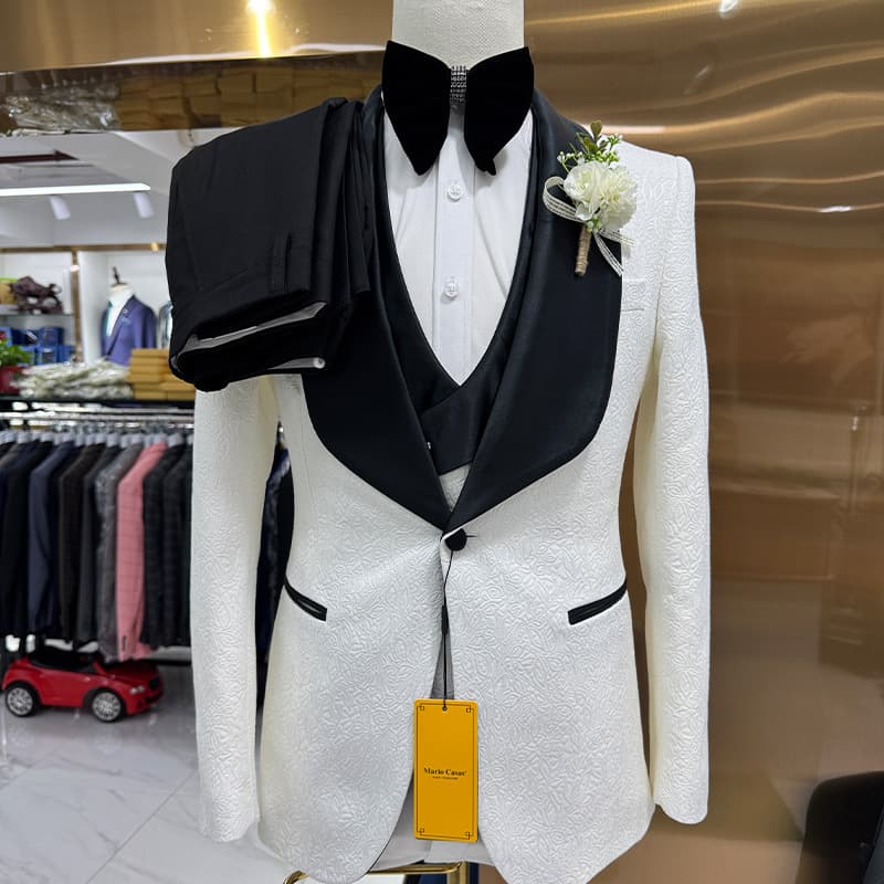 Modern Groom Suit 3-Piece Set - Slim Fit Notch Lapel Wedding Blazer With Vest & Trousers (White)