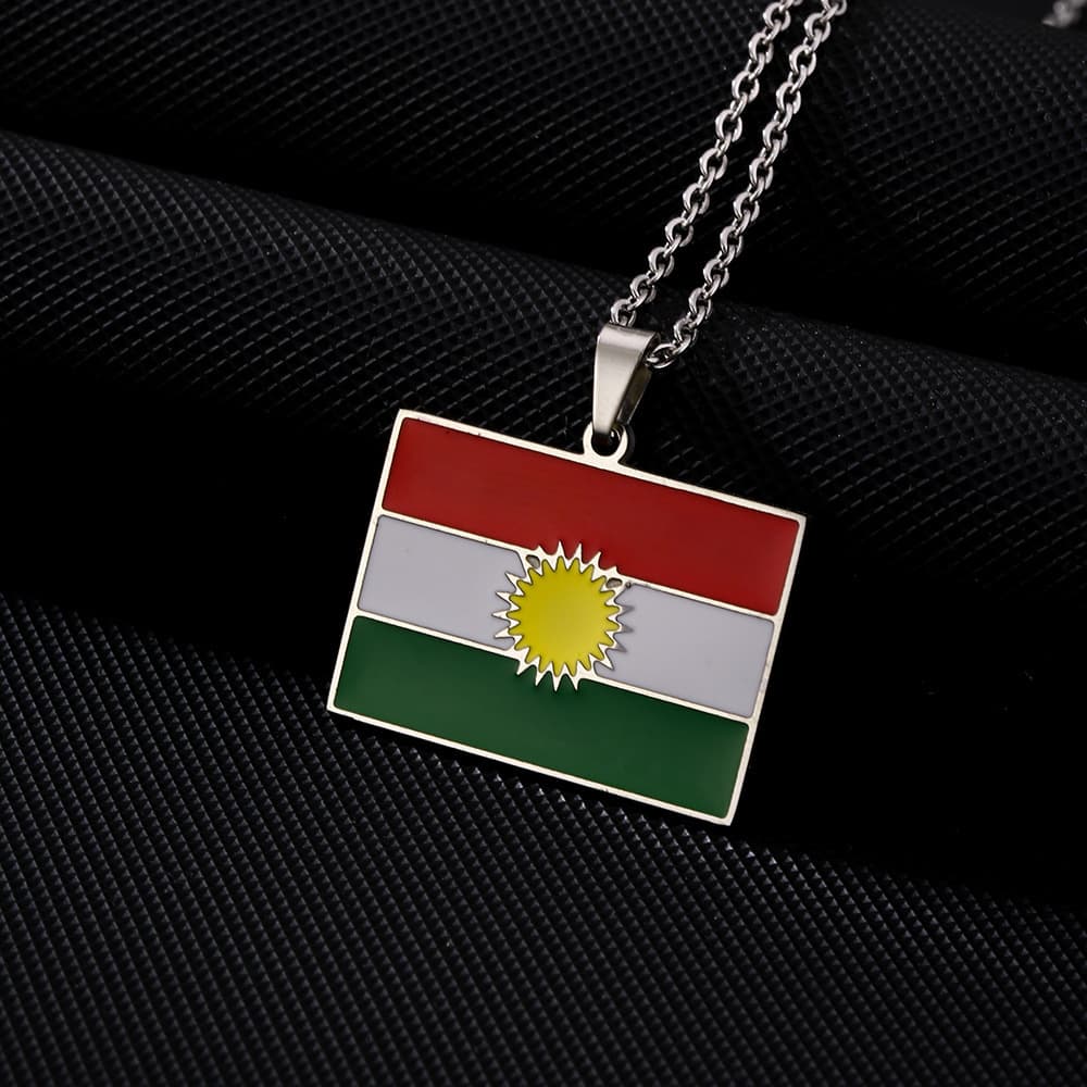 Collier avec pendentif carte du Kurdistan en forme de goutte d'huile, style rétro, en acier inoxydable, pour hommes et femmes