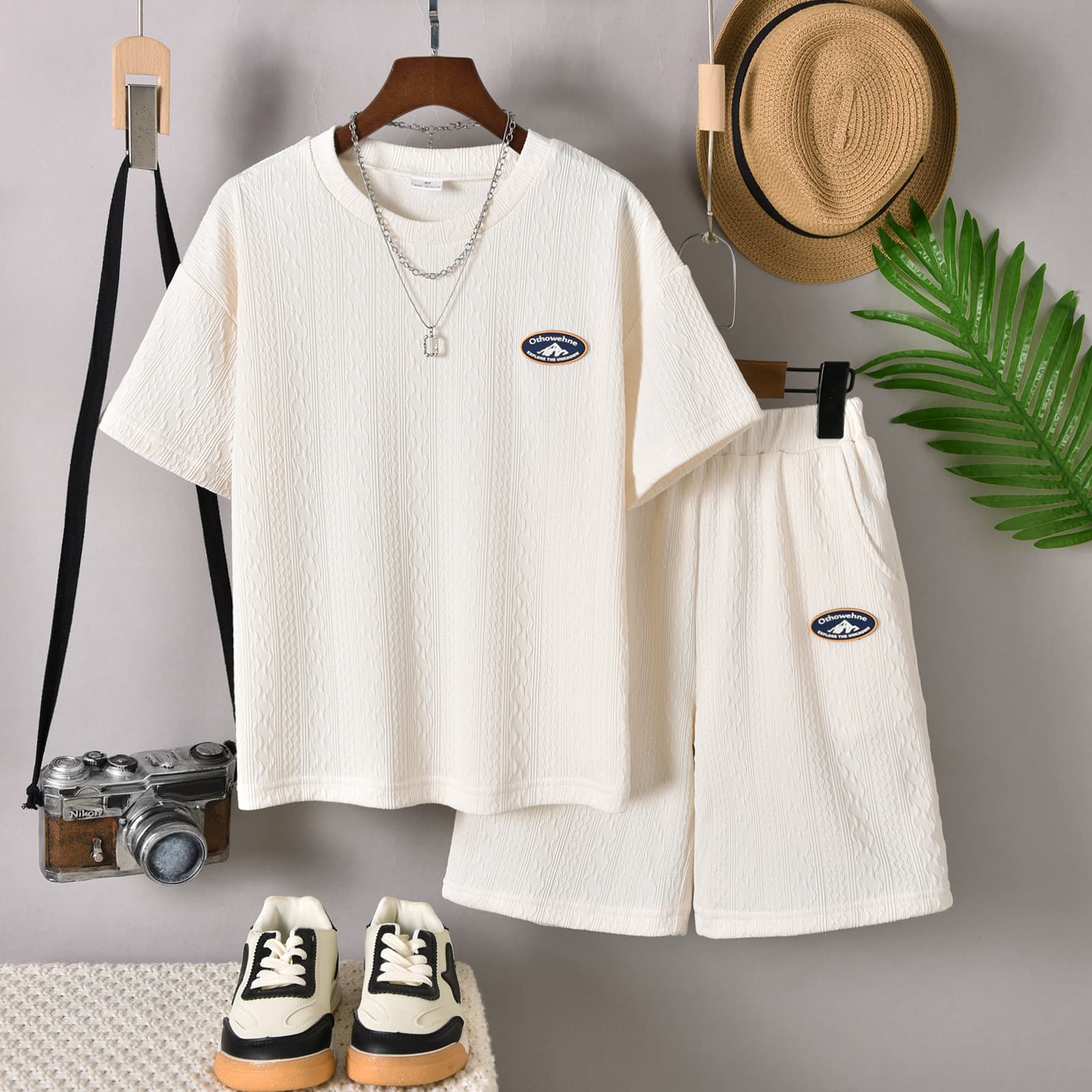 Spring/Summer Boys' Cable Knit Two Piece Set Short Sleeve Top And Pants Casual Knitwear For Kids