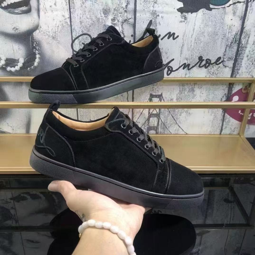 Chaussures pour hommes, ballerines brodées, semelle rouge, baskets tendance et décontractées à clous, blanches, en toile respirante, à lacets