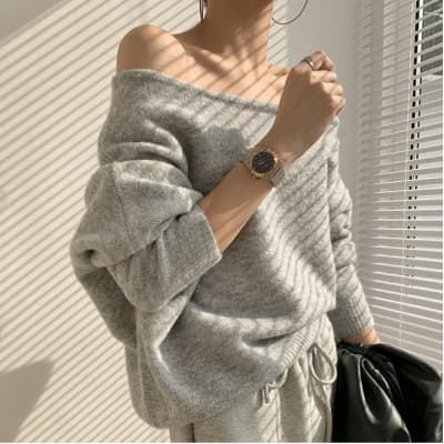 ​​Korean Chic Oversized Off-Shoulder Sweater - French-Inspired Batwing Sleeve Knit Top For Women (Gray, Black, Beige, One Size)​​