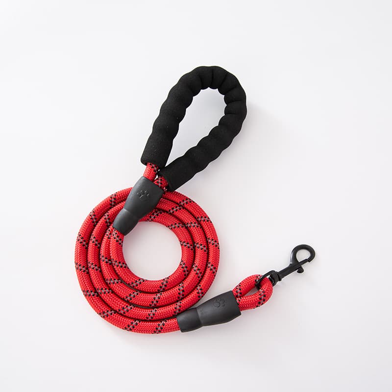 Reflective pet leash, dog chain, dog walking leash, large and medium-sized dog leash