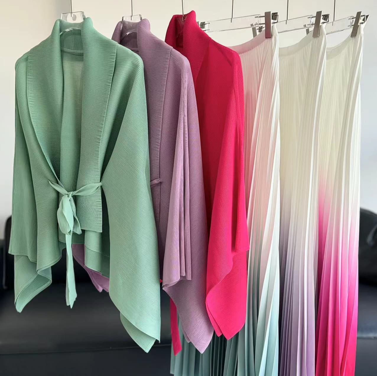 Women's Clothing Pleated Solid Color Butterfly Sleeve Top Gradient Skirt Two Piece Suit Fashionable Cardigan Temperament Spring And Autumn