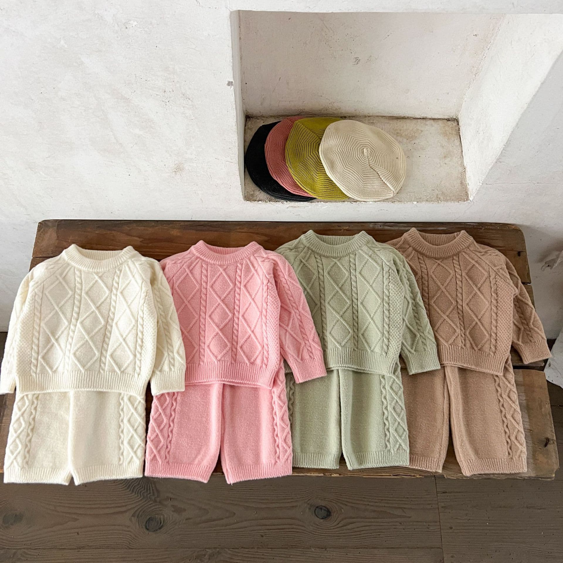 ​​Soft Cotton Diamond Knit Baby Toddler Outfit Set - Long Sleeve Top & Pants (1-3 Years, 80-110cm) - Neutral Unisex Korean Style Winter Wear​​