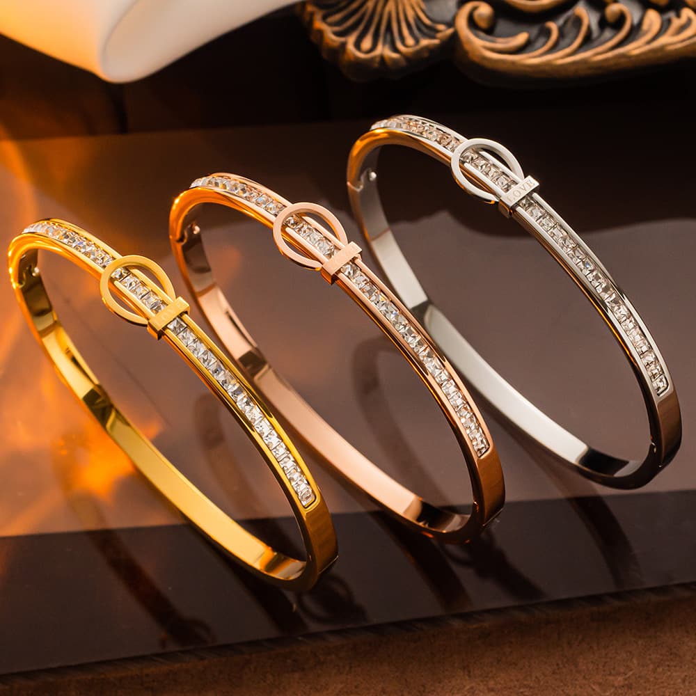 version love diamond buckle does not fade bracelet jewelry