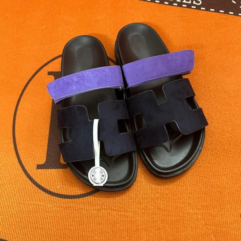 Chaussons d'extérieur pour femmes, style pur et original, semelles plates en cuir, velcro, pour la plage, 2025