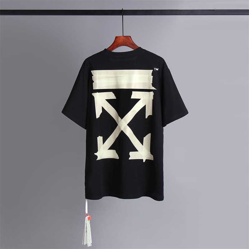 L'expérience de longue date de l'utilisation du ruban adhésif OFF avec impression de flèche OW T-shirt à manches courtes pour homme, coupe ample,