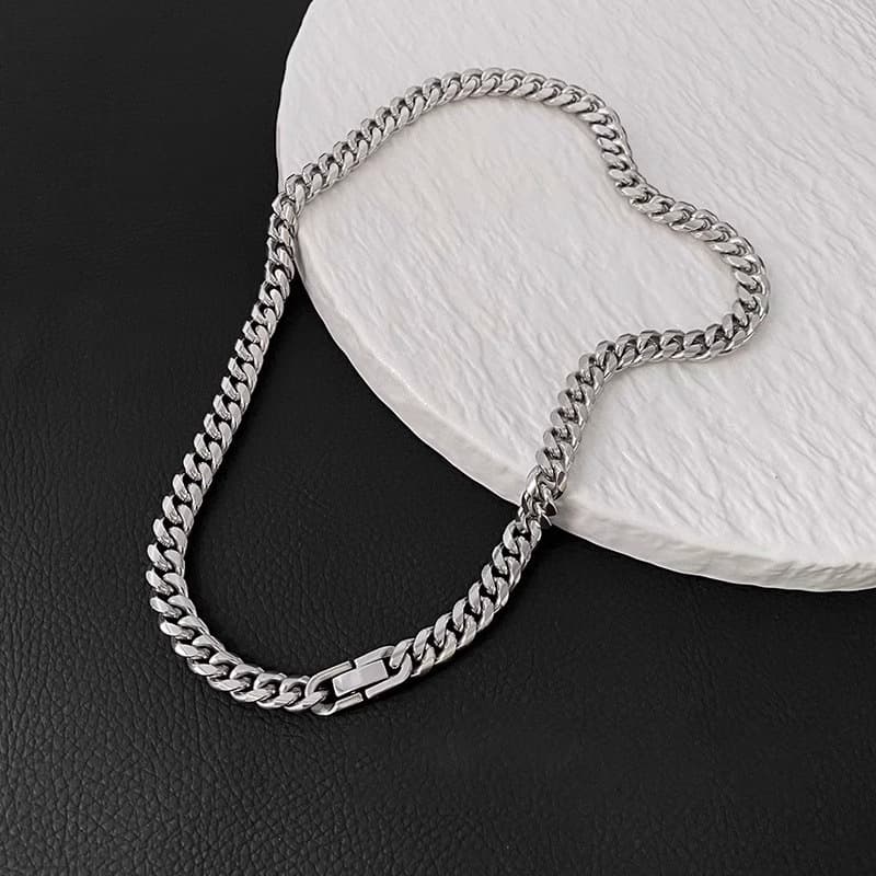 Hip-Hop Cuban Non-Fading High-End Thick Sweater Chain Full Titanium Steel Necklace Trendy