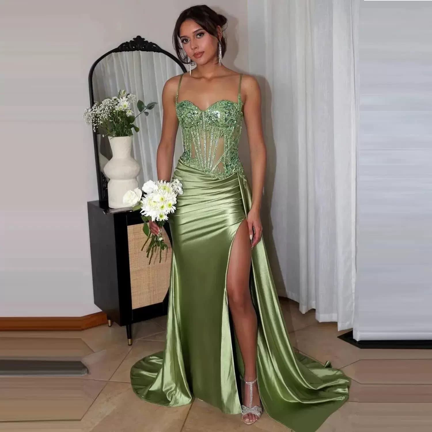 Elegant Strapless Evening Gown Side Slit Small Train Women's Party Wear Perfect for Birthdays Bridesmaids