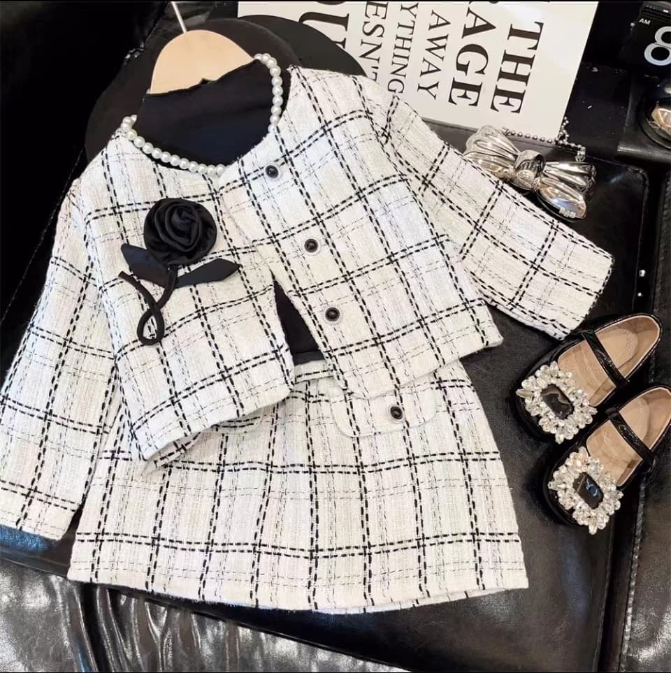 Kids’ Clothing Autumn New Fashion Girl Temperament Coat Short Skirt Small Fragrance Style Round Neck Plaid Skirt Suit