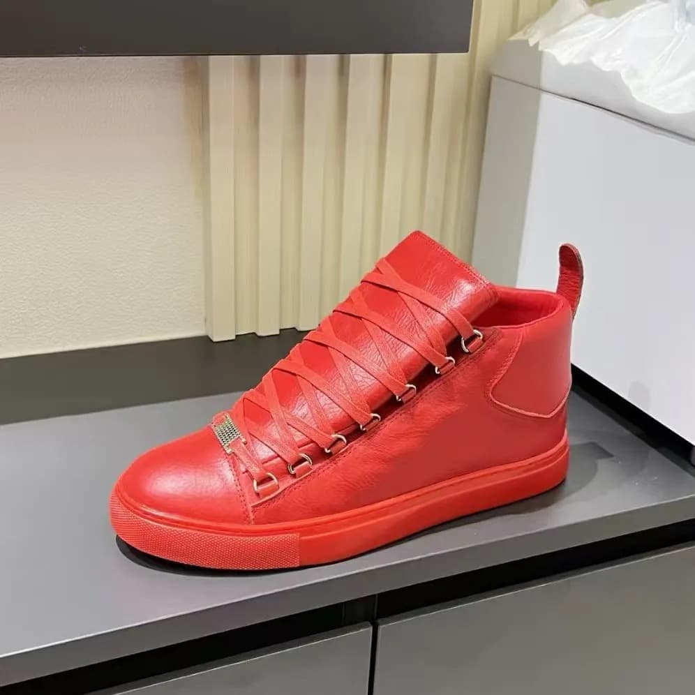 En stock 2026 Chaussures de marque à succès pour hommes et femmes, semelles épaisses rehaussantes, polyvalentes, décontractées et tendance
