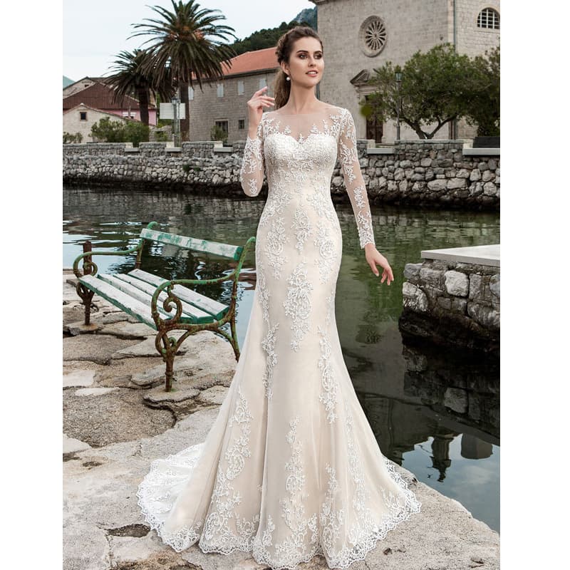 Women's Clothing New Bride Main Wedding Dress Small Tail Lace Long Sleeve Backless Forest Retro Wedding Dress