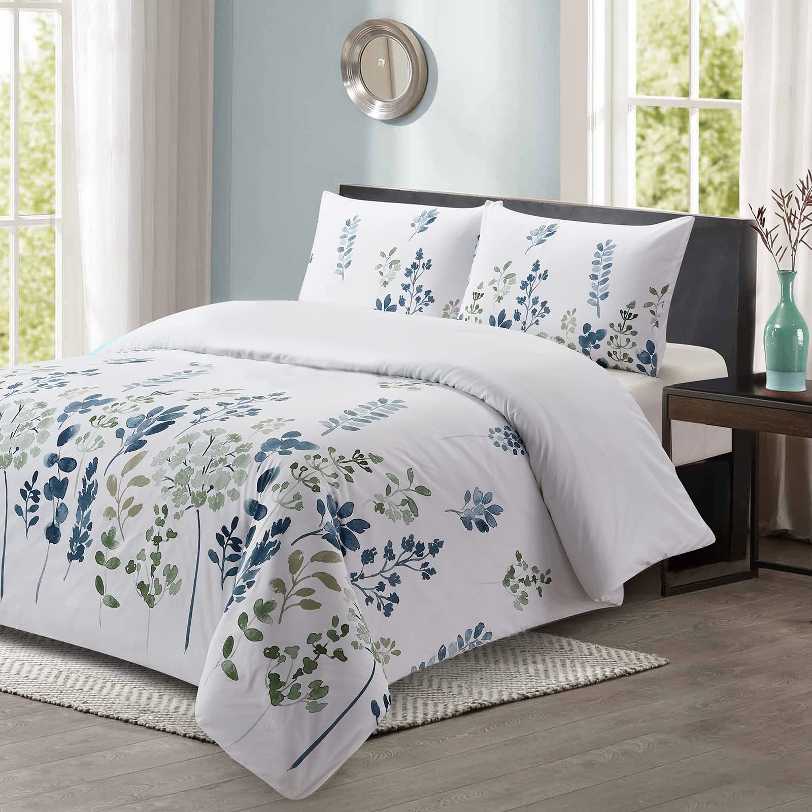 3D Digital Print Duvet Cover Set – Modern Floral Bedding, 90gsm Soft Fabric, Multiple Sizes Bedspread Style, White & Custom Patterns