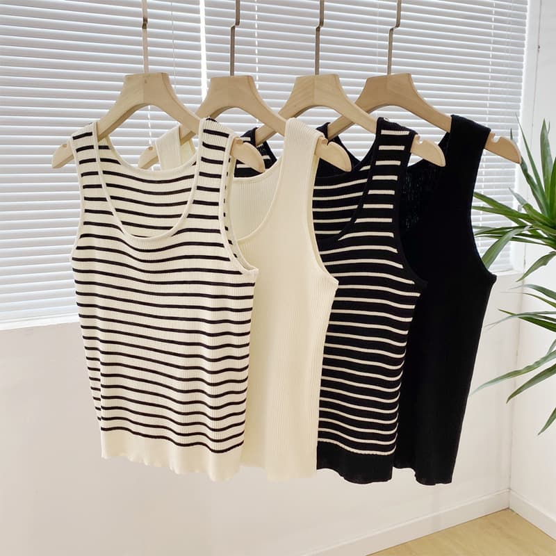 Striped U-neck ice silk vest for women in summer, design knitted bottoming sleeveless top, slim fit camisole