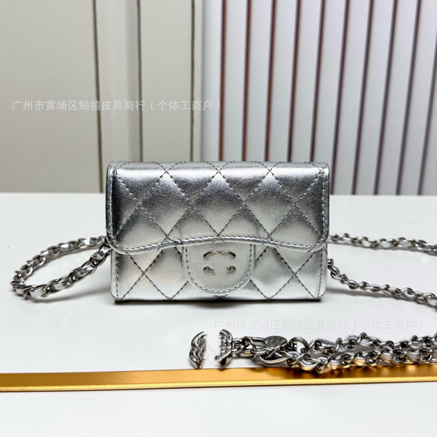 Porte-monnaie classique à rabat en cuir caviar, mini porte-cartes, sac banane matelassé, porte-cartes