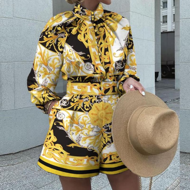 Women's clothing printed long-sleeved tops and shorts set two-piece set