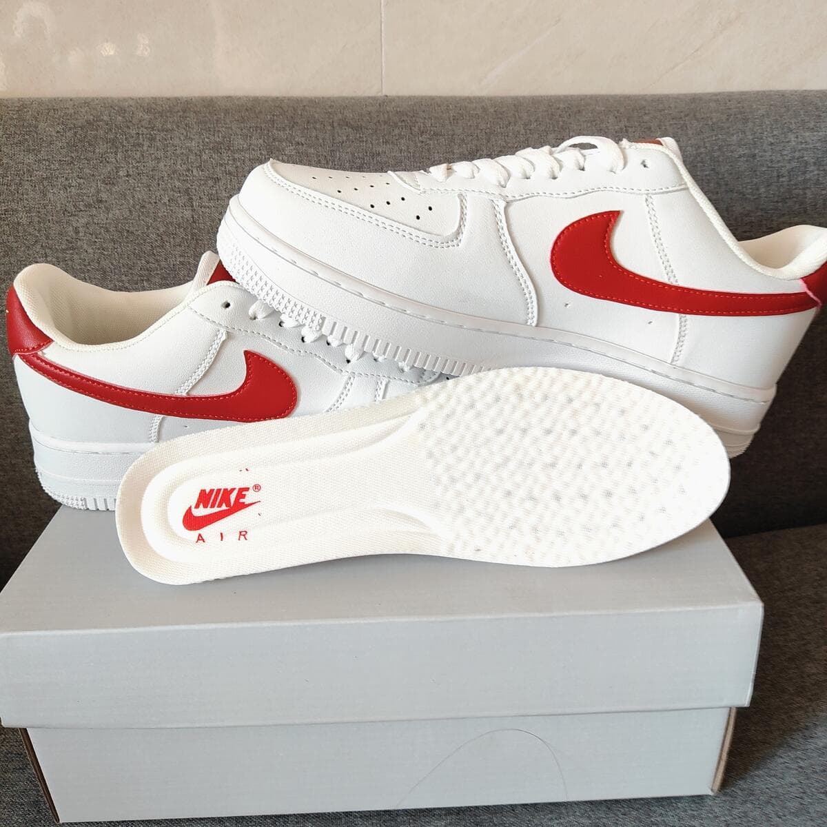 Baskets tendance pour couple, chaussures de sport décontractées, chaussures de basket-ball, sensation de pied super douce avec semelle intérieure