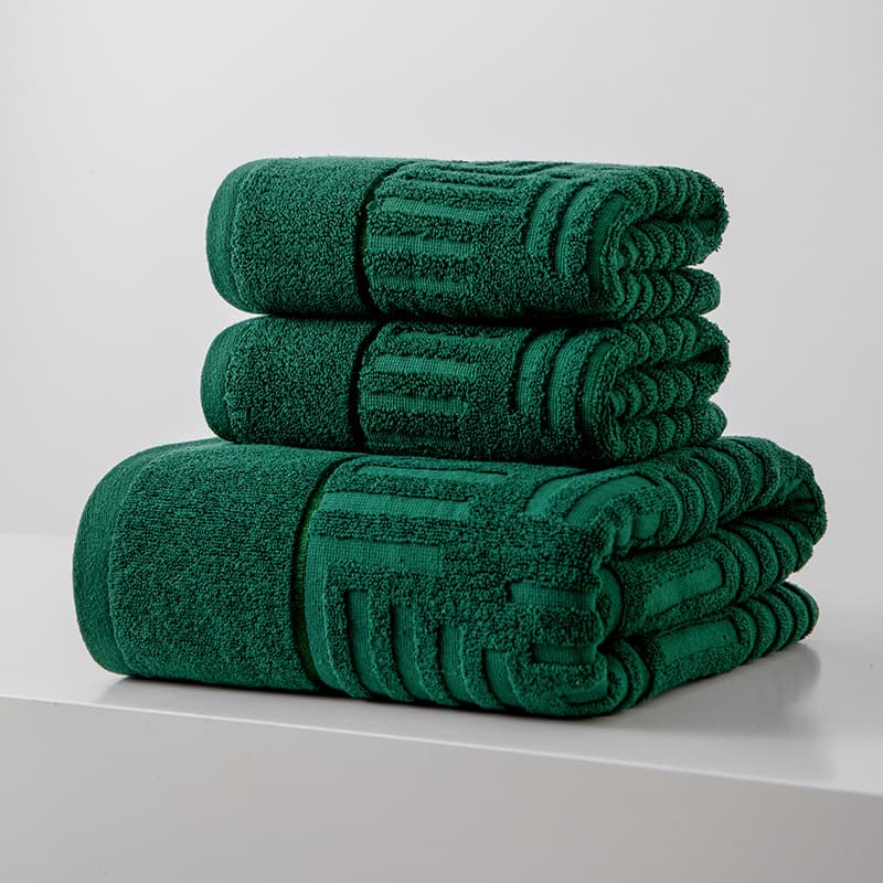 Prmium Bath Towls 3 Pic St, 100% Cotton, Lightwight And Highly Absorbnt Quick Drying Towls, Prfct For Daily