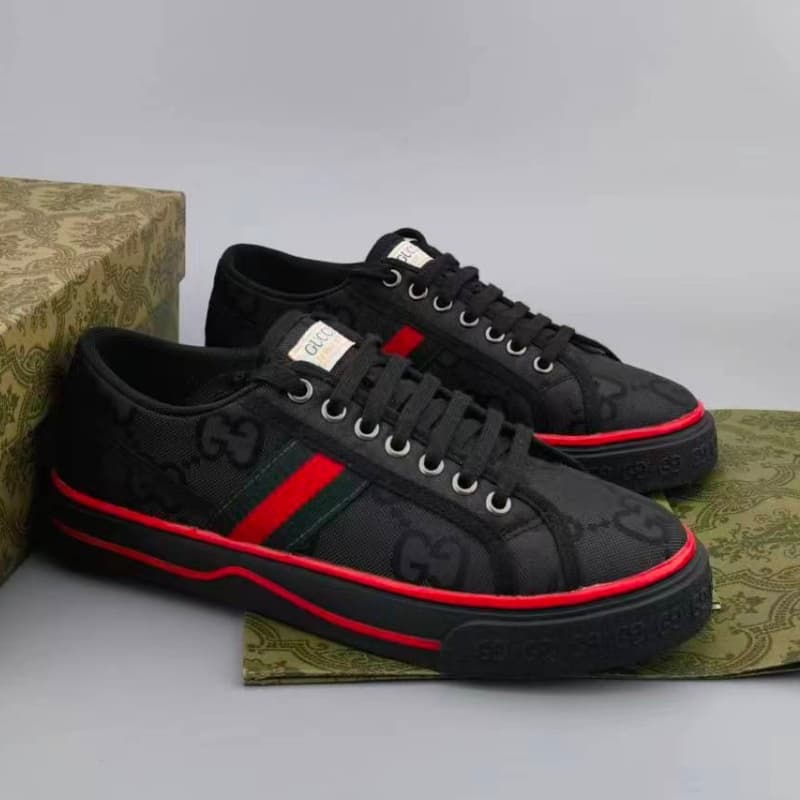 Petites chaussures blanches Guccii : chaussures de sport de luxe pour hommes et femmes, chaussures décontractées, chaussures de prestige Guccii Te