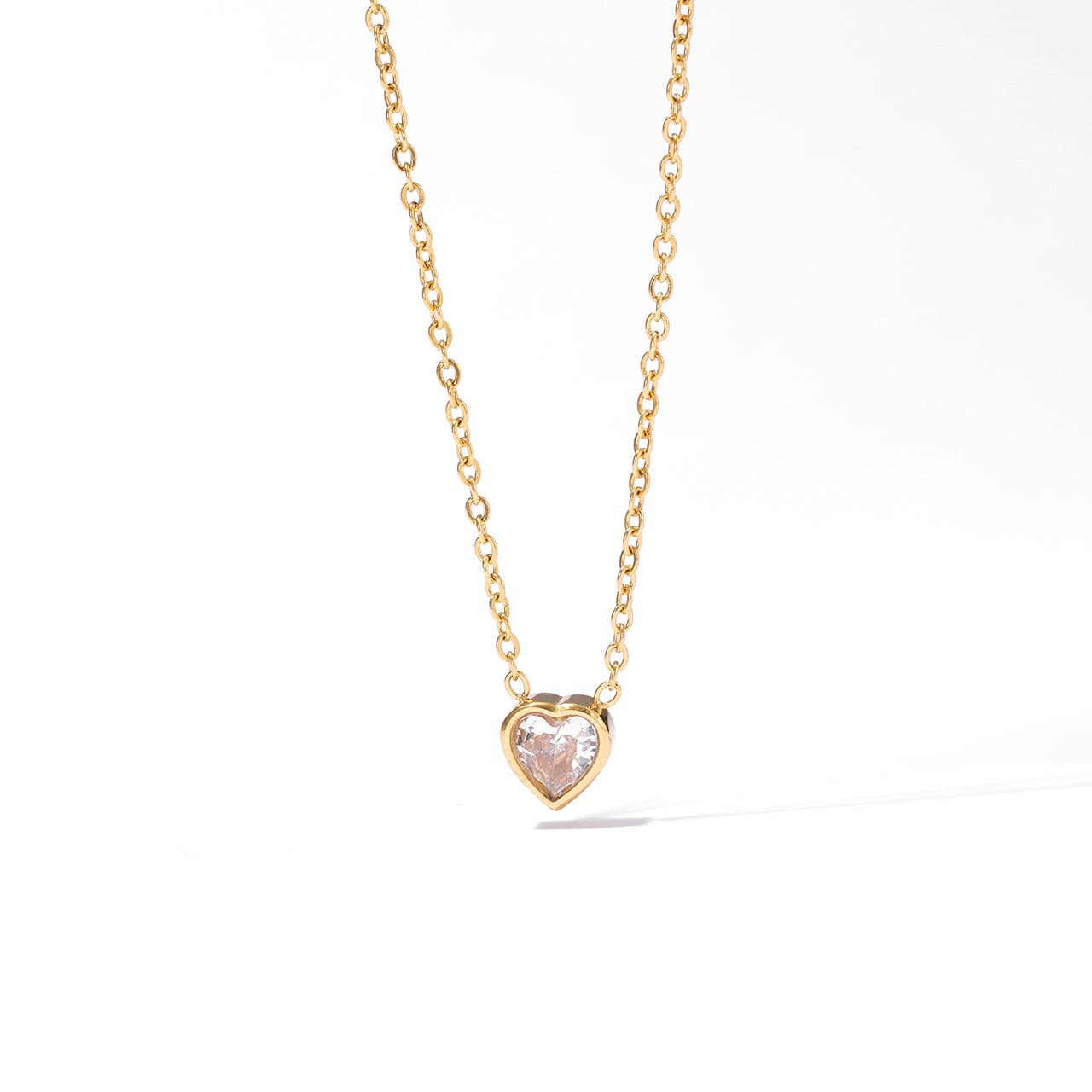 Women's Jewelry Small Sweet Love Zircon Titanium Steel Necklace Female Versatile Clavicle Chain Fashionable Simple Exquisite Peach Heart Pendant