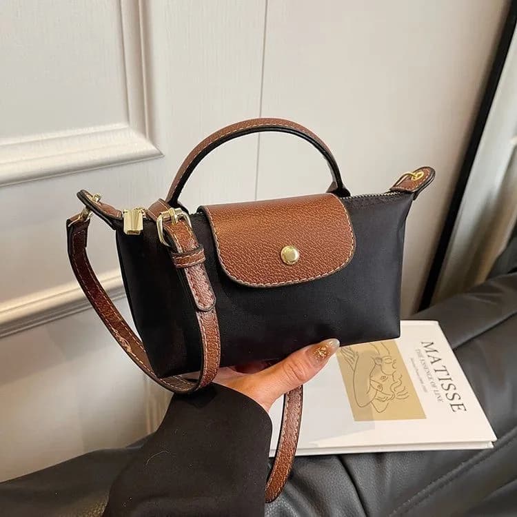Shoulder Crossbody Bag Purse Designer 2025 New Ladies' Emed Silk Scarf Woven Princess Bag Hand Bill Shoulder Crossbody