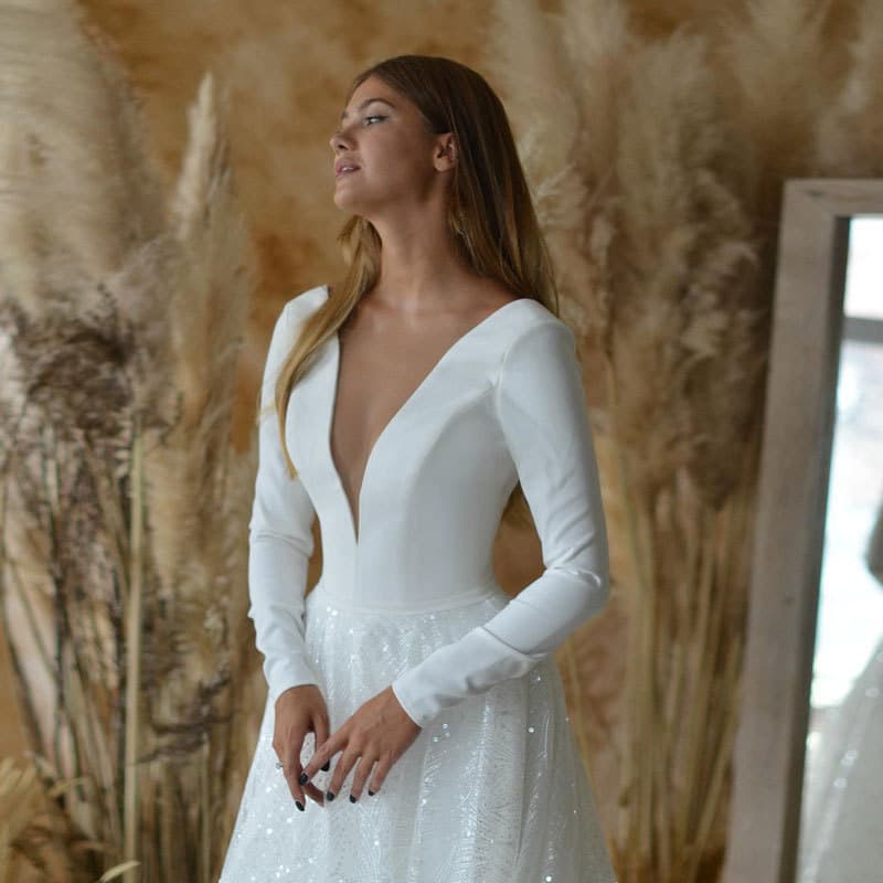 sexy Deep V Long-sleeved Wedding Dress Simple Lace Sequined Long Wedding Dress