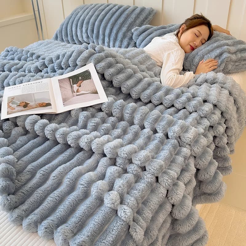 Ultra Soft Thickened Milky Velvet Bubble Rabbit Plush Blanket Double Warm Thick Blanket Office Single Blanket