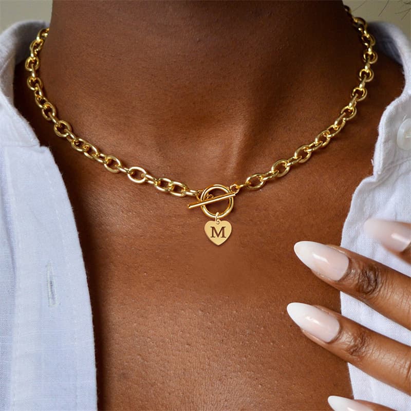 Women's Jewelry 26 English Letters Pendant Necklace Simple OT Buckle Non Fading Heart Shaped Letter Necklace