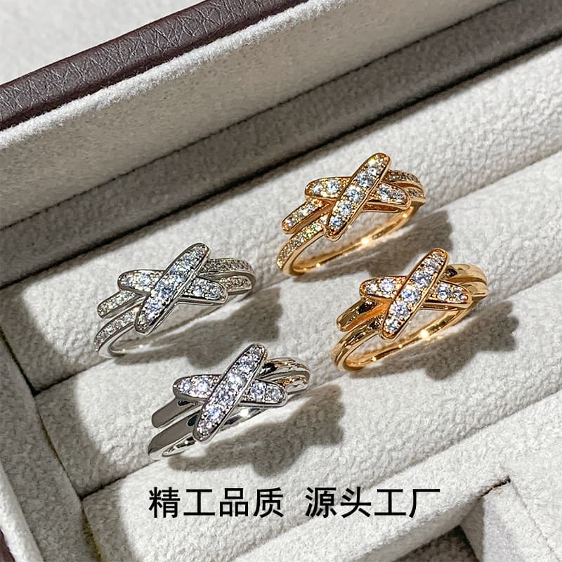 Shangjia New Luxury Couple Shangmei Versatile Liens Simple V Gold Women Fashion Cross Rings
