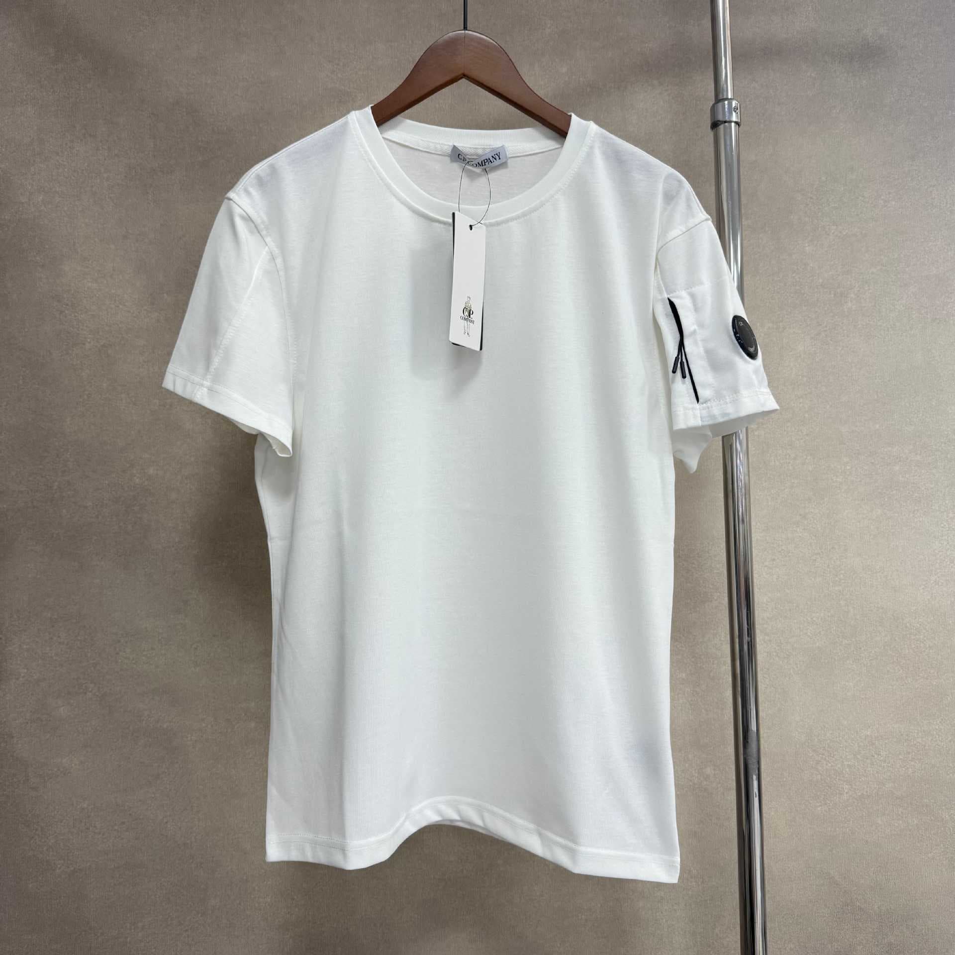 Short CP uni à manches courtes, style basique, avec badge, lentille, cordon de serrage et grande poche.
