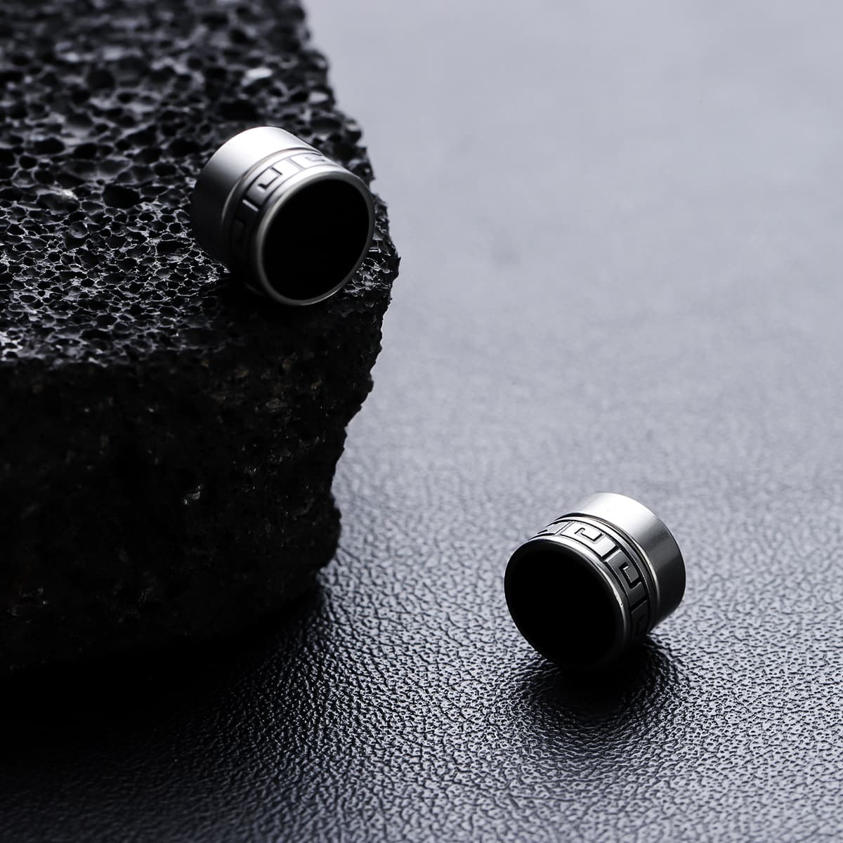 Clip Earrings Great Wall Pattern Magnetic Ear Clips For Men Without Pierced Ears New Style Retro Trend Design Simple Accessories
