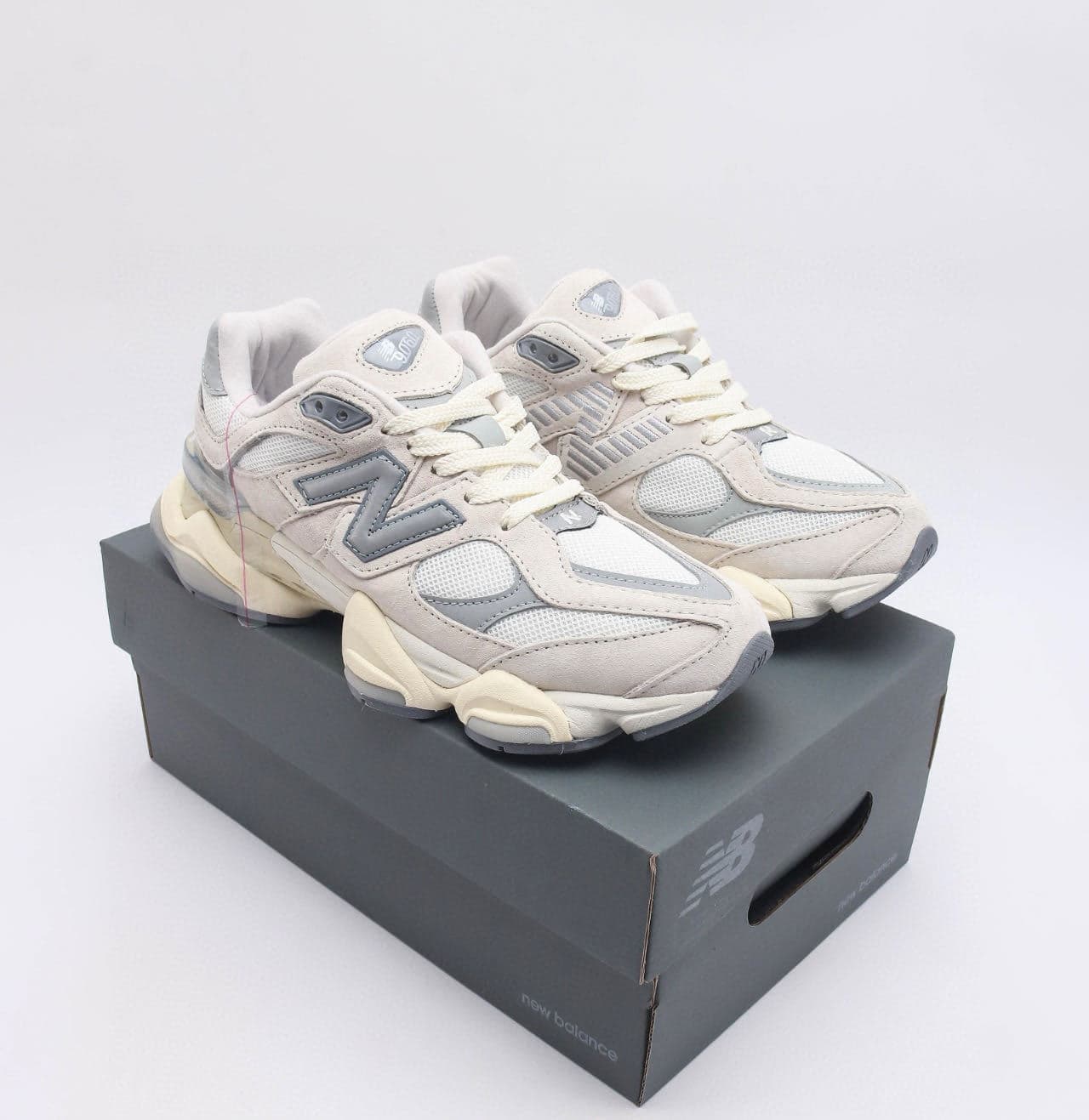 Nouvelle édition haute NB9060 Pure Original Sports Millennium Elephant Hooves pour hommes et femmes, semelle épaisse rehaussante pour papa