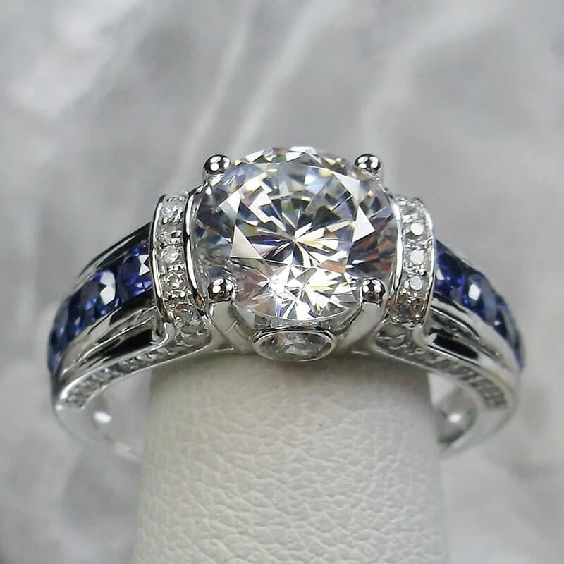 Cao Shi's Rixing Fashion Geometric Zircon for Men and Women's Trendy Temperament Proposal Ring