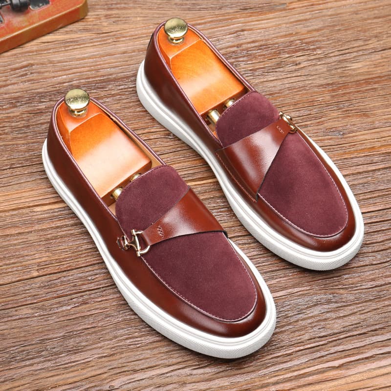 Retro men's loafers metal horse buckle a slip-on white platform casual bean shoes for men